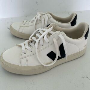 Veja sneakers